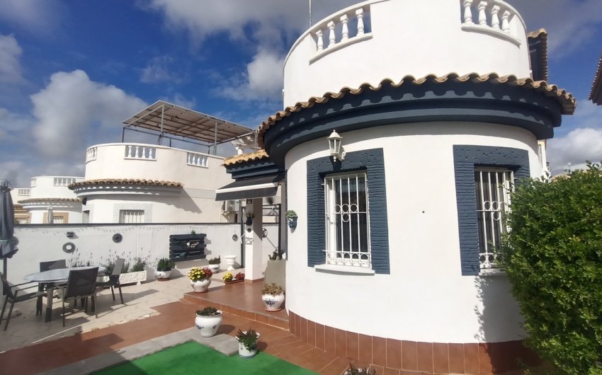 Revente - Villa -
Sucina - Inland