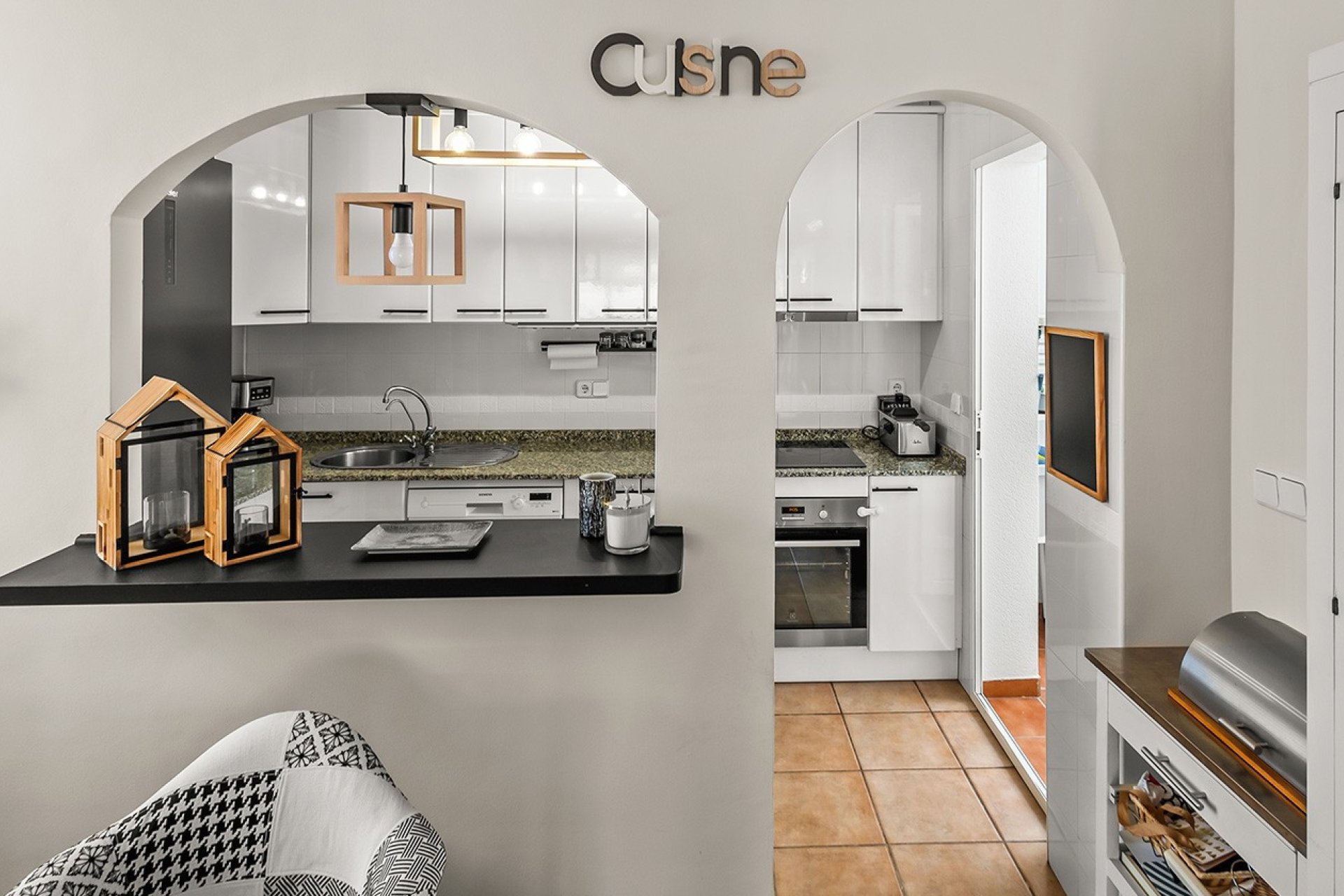 Revente - Villa -
Torre de la Horadada - Pueblo Latino