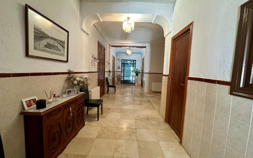 Revente - Villa -
Torre Del Rico - Inland