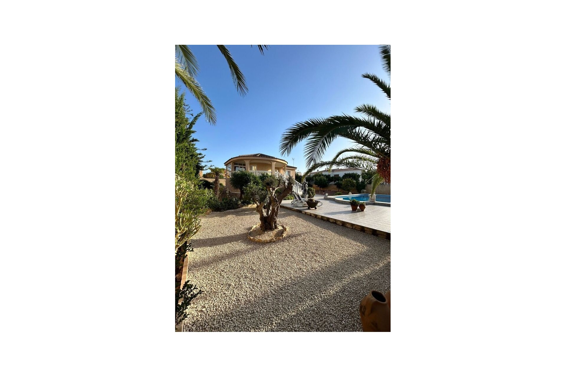 Revente - Villa -
Torrevieja - Aguas Nuevas