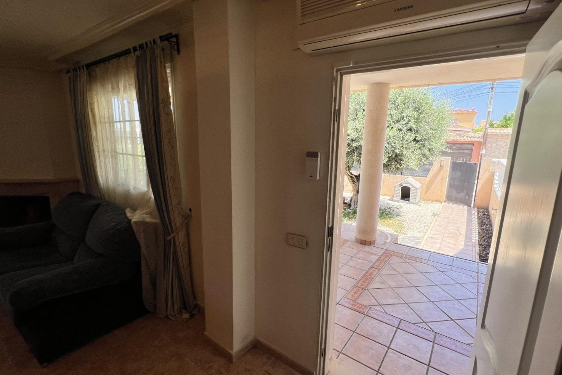 Revente - Villa -
Torrevieja - Aguas Nuevas