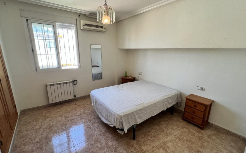Revente - Villa -
Torrevieja - Aguas Nuevas