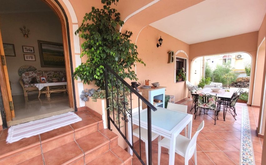 Revente - Villa -
Torrevieja - Aguas Nuevas