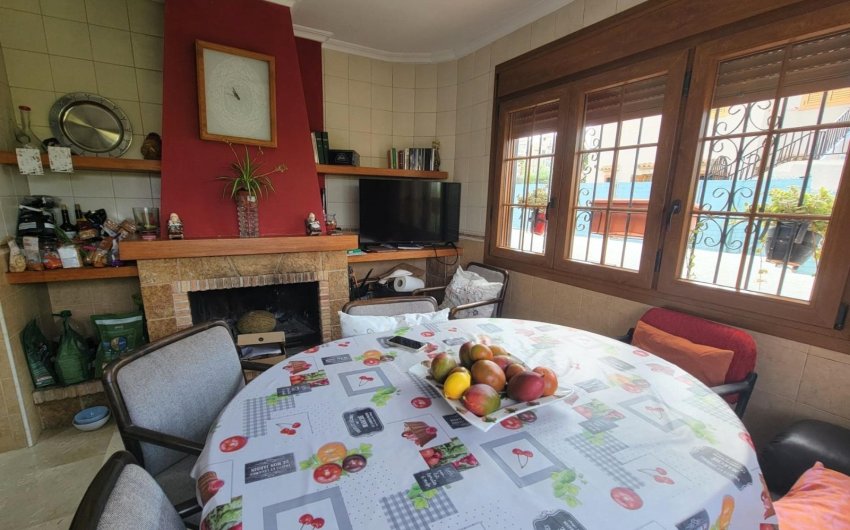 Revente - Villa -
Torrevieja - Aguas Nuevas