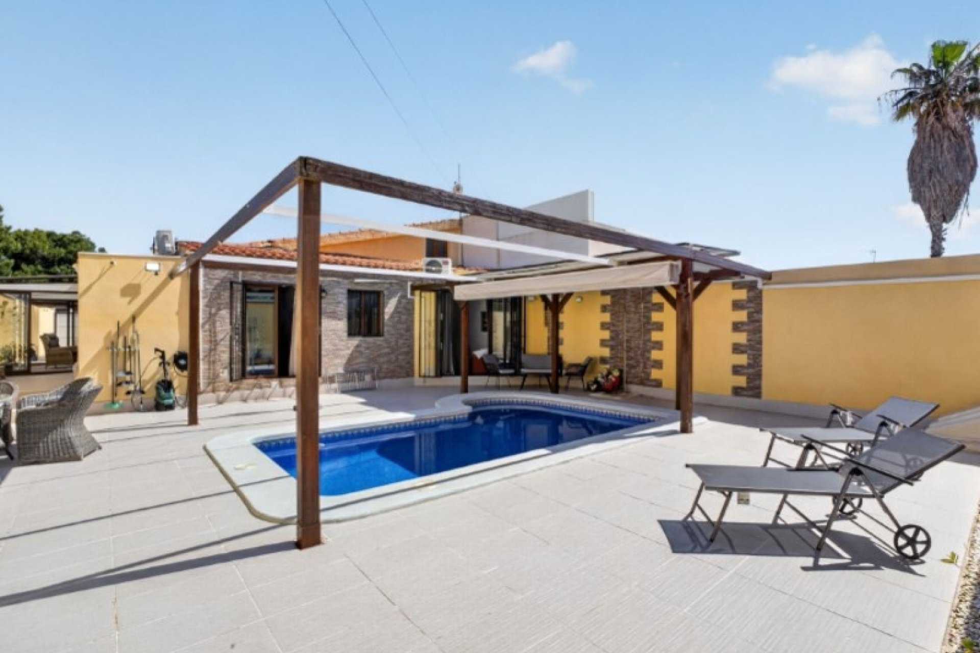 Revente - Villa -
Torrevieja - Costa Blanca