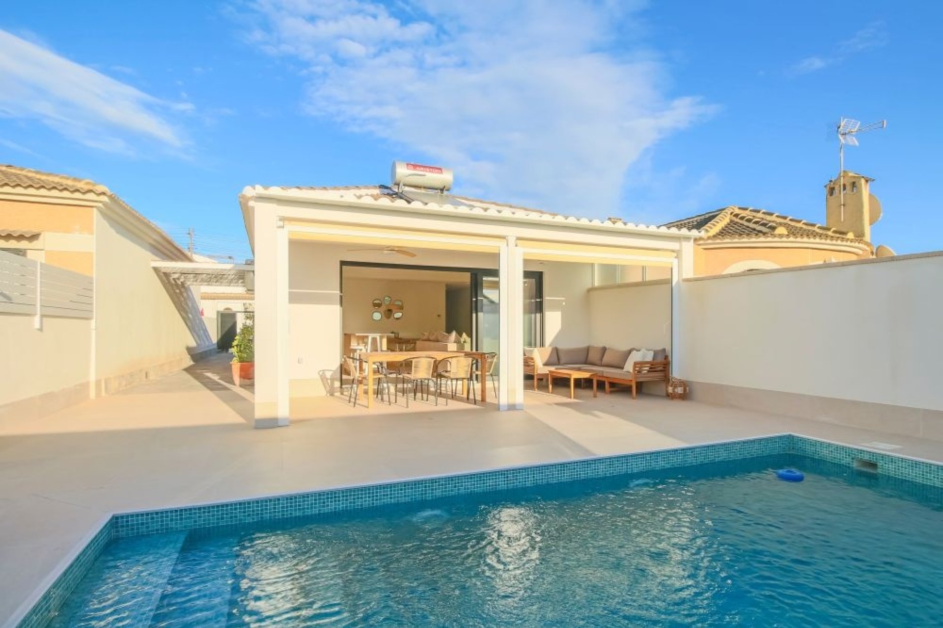 Revente - Villa -
Torrevieja - Costa Blanca