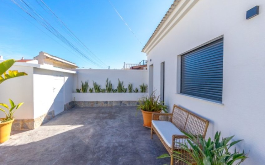 Revente - Villa -
Torrevieja - Costa Blanca
