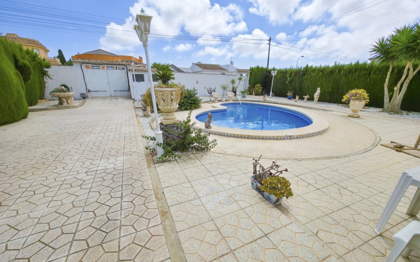 Revente - Villa -
Torrevieja - Costa Blanca