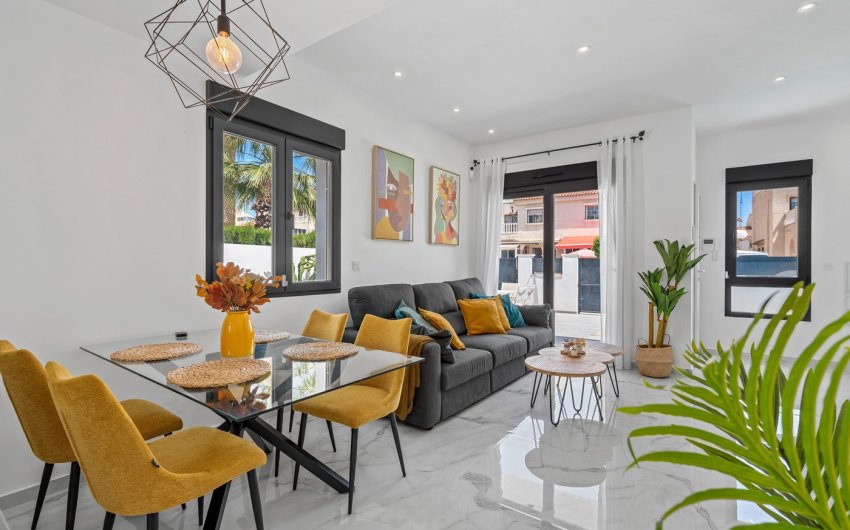 Revente - Villa -
Torrevieja - Costa Blanca