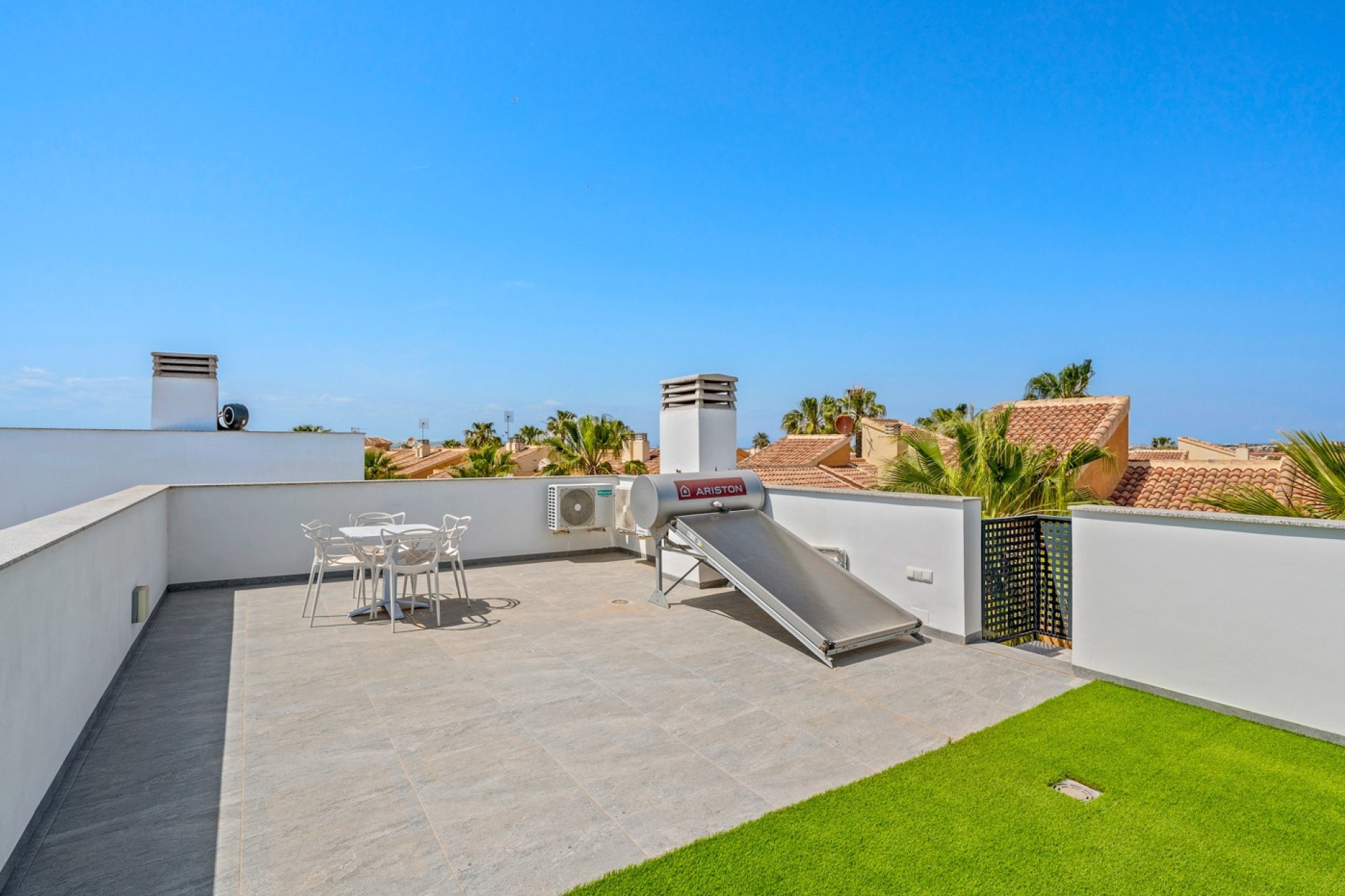 Revente - Villa -
Torrevieja - Costa Blanca