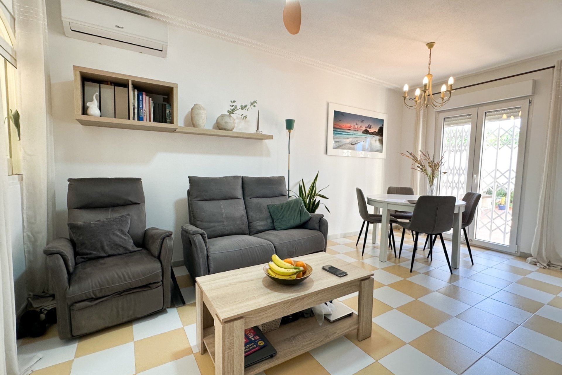 Revente - Villa -
Torrevieja - Costa Blanca