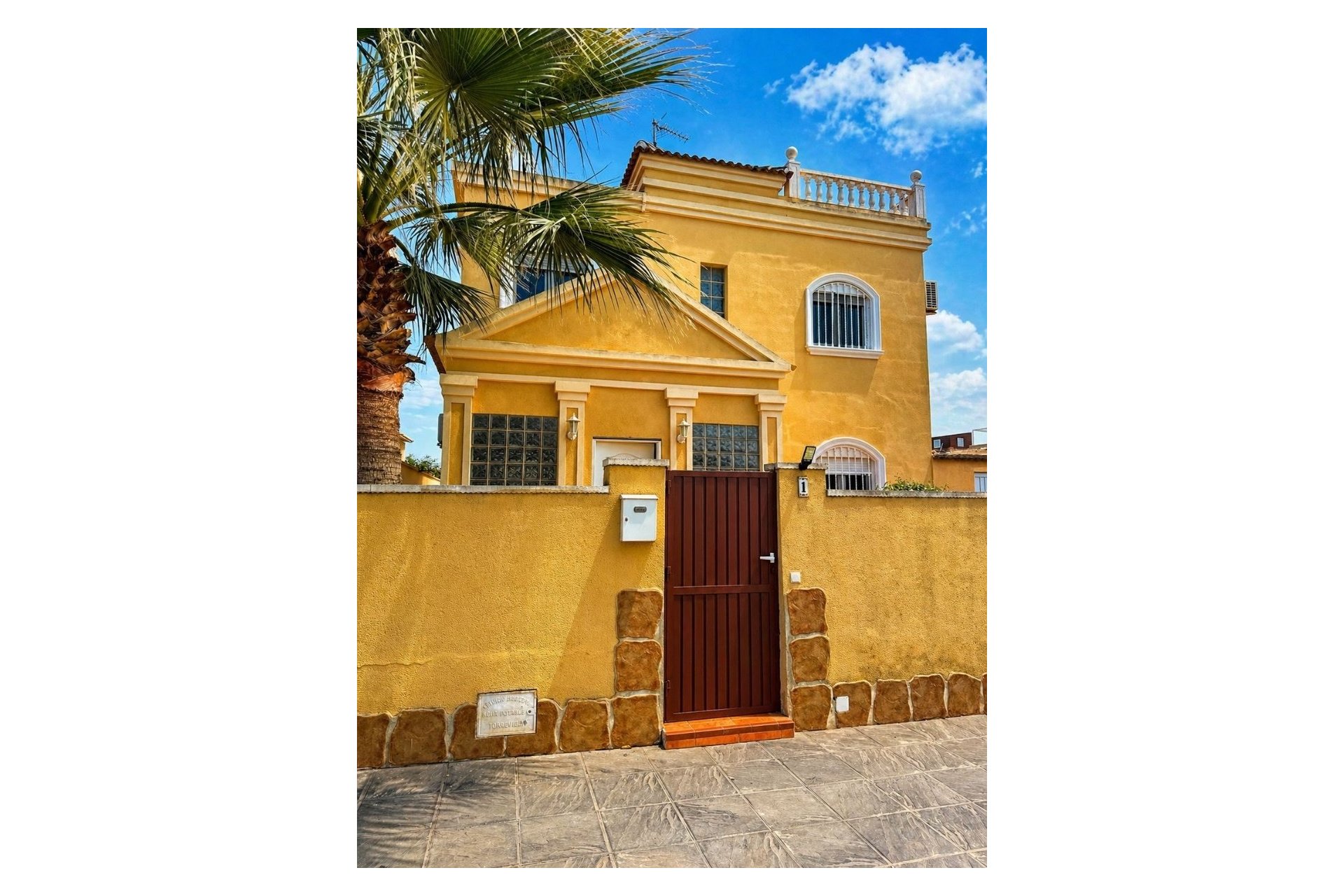Revente - Villa -
Torrevieja - Costa Blanca