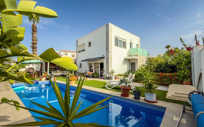 Revente - Villa -
Torrevieja - Costa Blanca