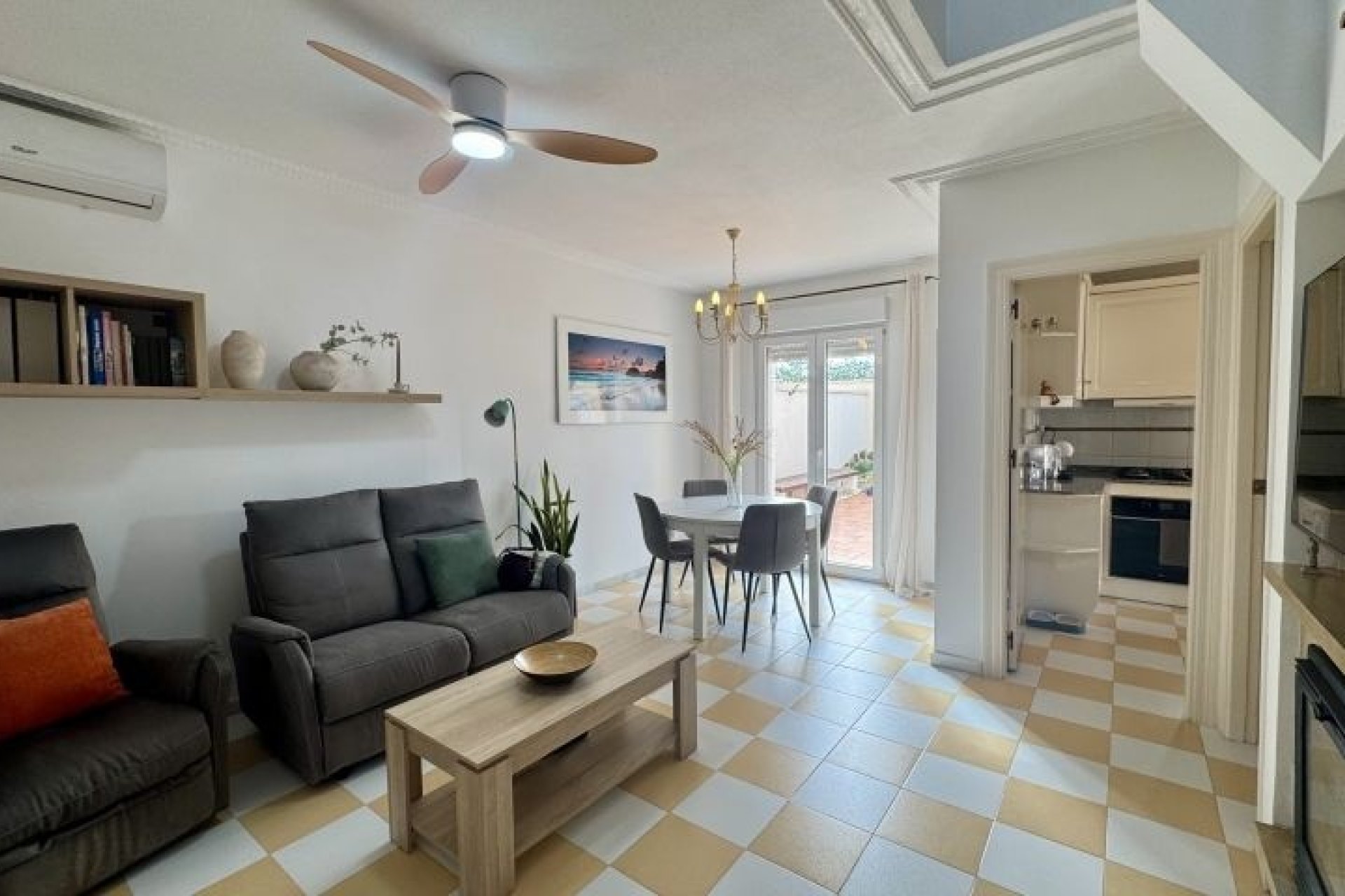 Revente - Villa -
Torrevieja - Costa Blanca