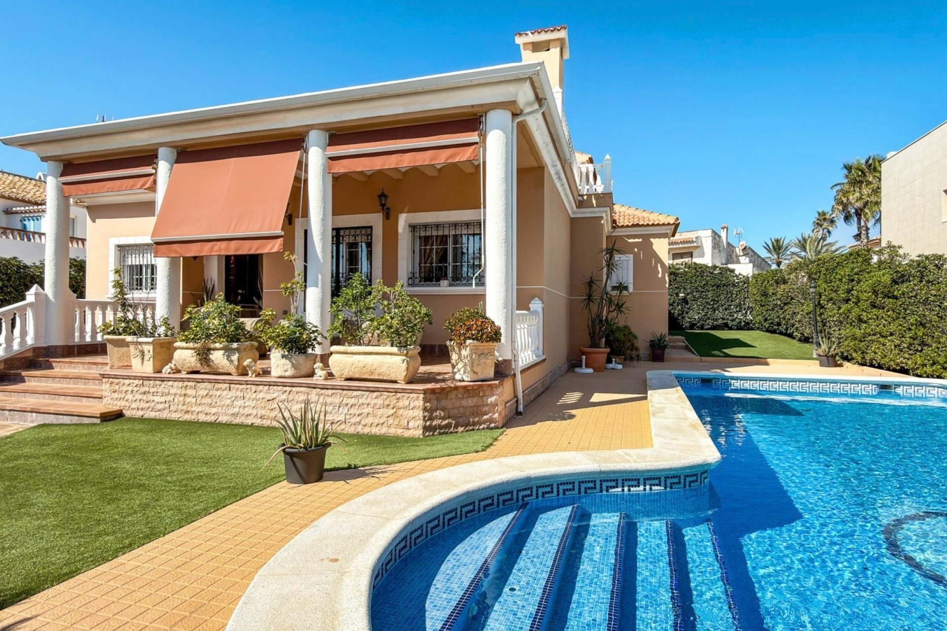 Revente - Villa -
Torrevieja - Costa Blanca