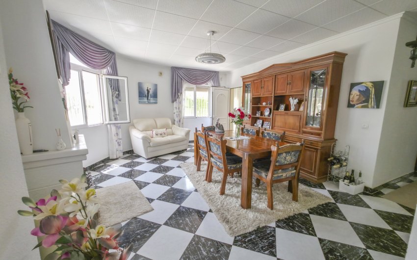 Revente - Villa -
Torrevieja - Costa Blanca