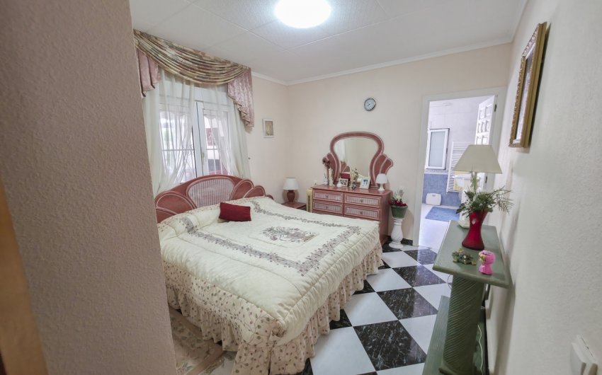 Revente - Villa -
Torrevieja - Costa Blanca