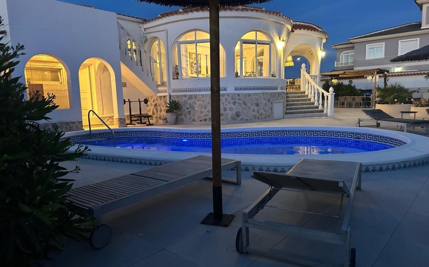 Revente - Villa -
Torrevieja - Costa Blanca