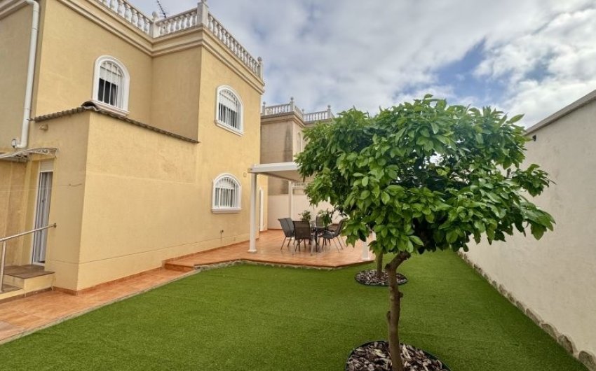 Revente - Villa -
Torrevieja - Costa Blanca