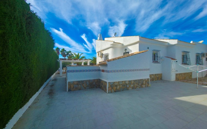 Revente - Villa -
Torrevieja - Costa Blanca