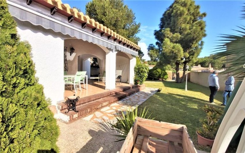 Revente - Villa -
Torrevieja - Costa Blanca