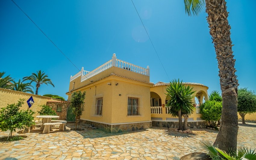 Revente - Villa -
Torrevieja - Costa Blanca