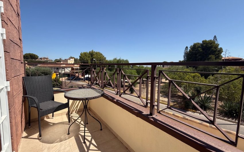 Revente - Villa -
Torrevieja - Costa Blanca