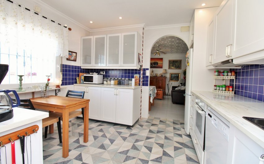 Revente - Villa -
Torrevieja - El Chaparral