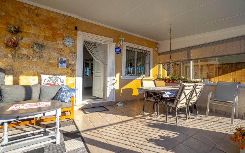 Revente - Villa -
Torrevieja - El Chaparral