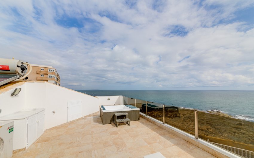 Revente - Villa -
Torrevieja - La Mata