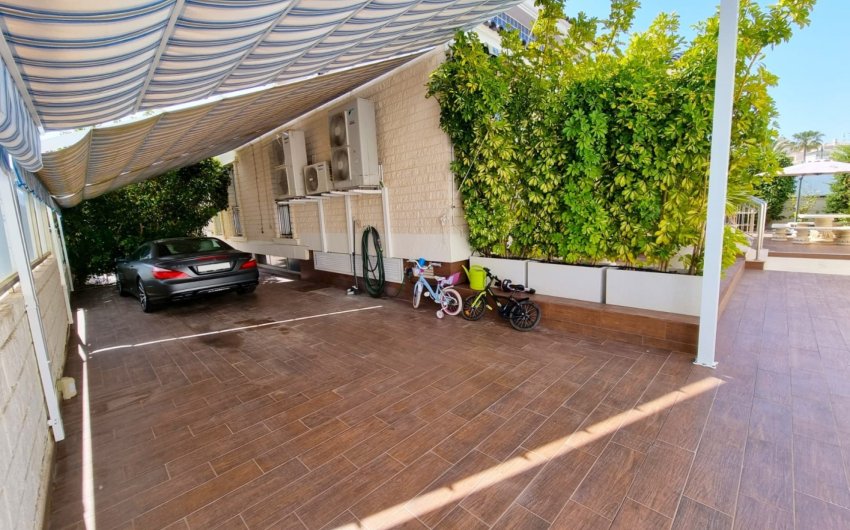 Revente - Villa -
Torrevieja - La Mata