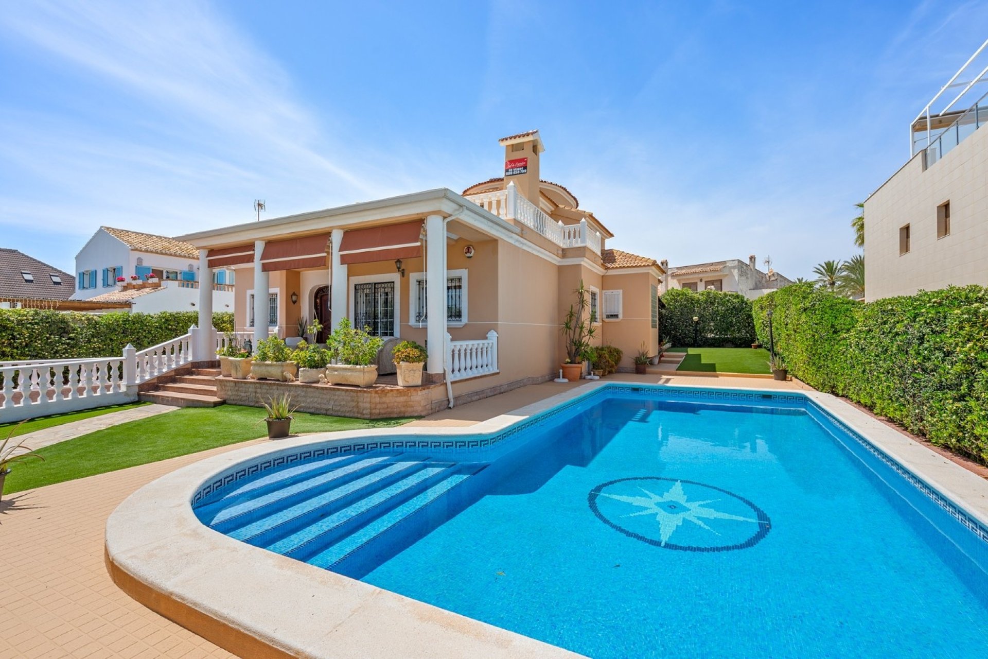 Revente - Villa -
Torrevieja - La Mata