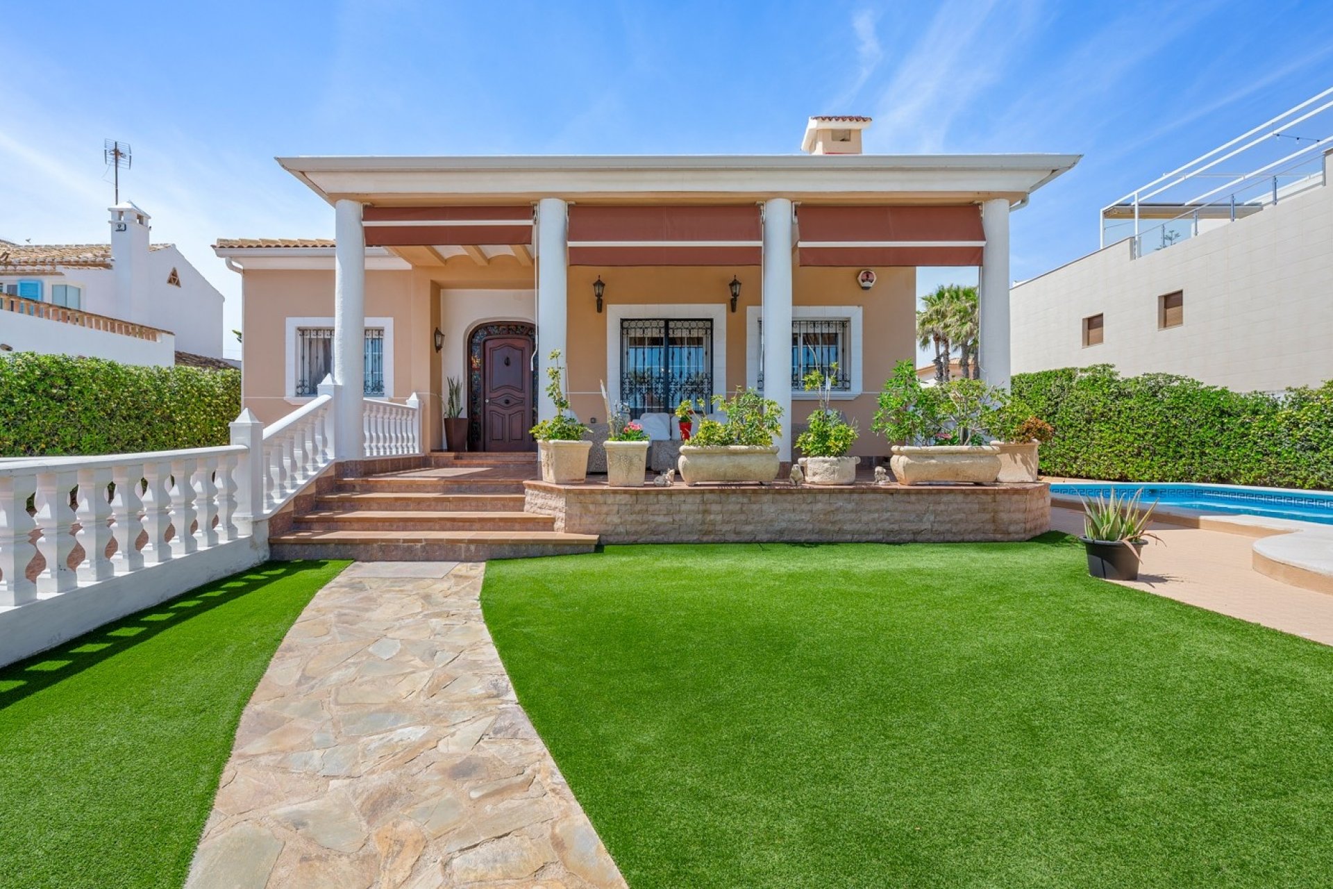 Revente - Villa -
Torrevieja - La Mata