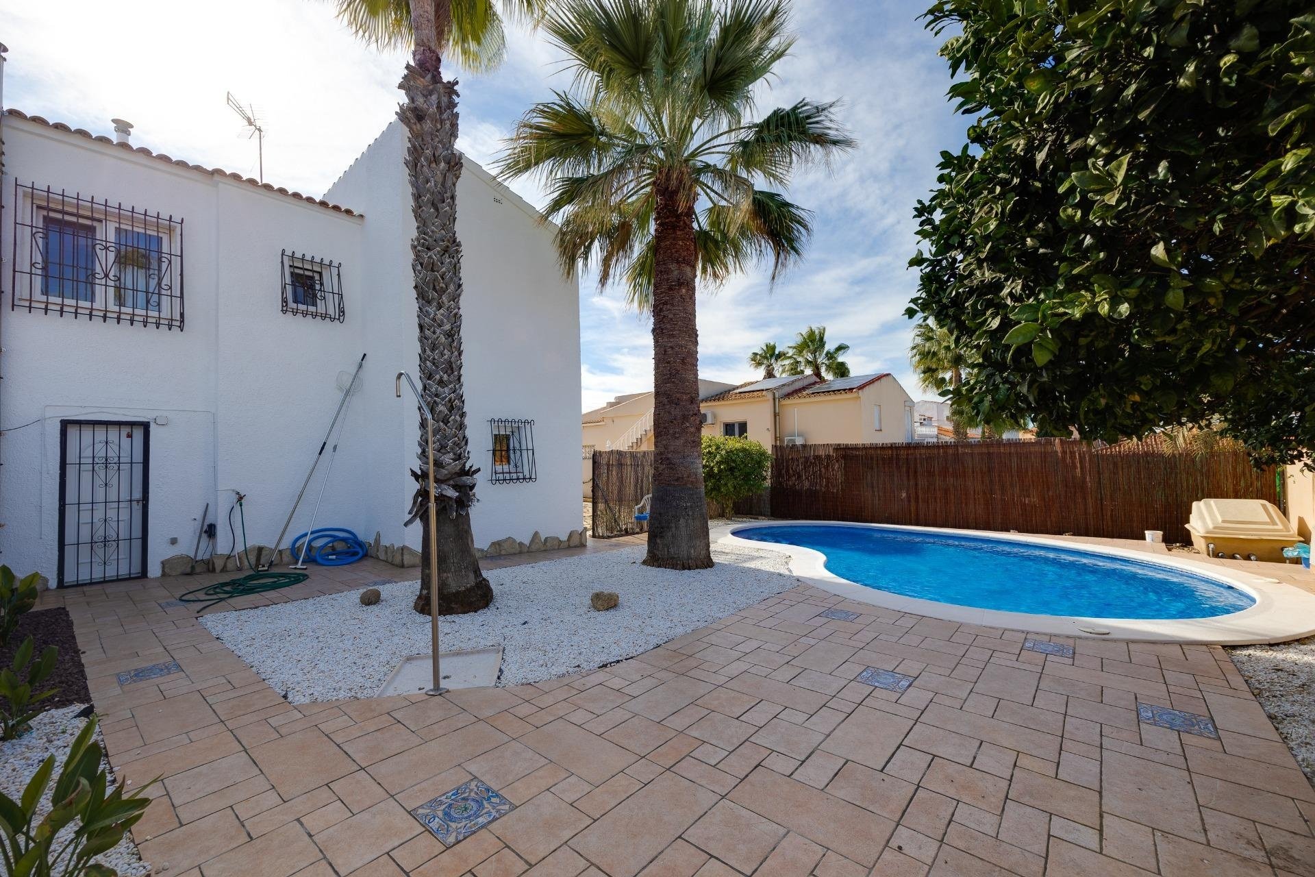 Revente - Villa -
Torrevieja - La Siesta - El Salado - Torreta