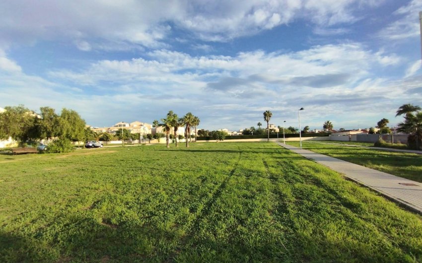 Revente - Villa -
Torrevieja - La Siesta - El Salado - Torreta