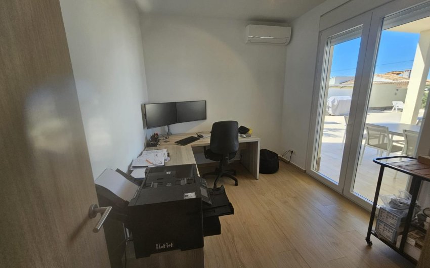 Revente - Villa -
Torrevieja - La Siesta - El Salado - Torreta