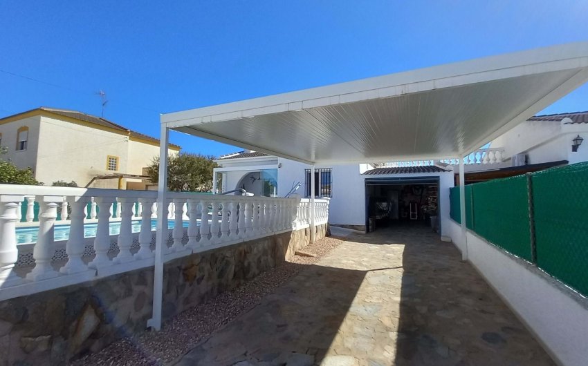 Revente - Villa -
Torrevieja - La Siesta