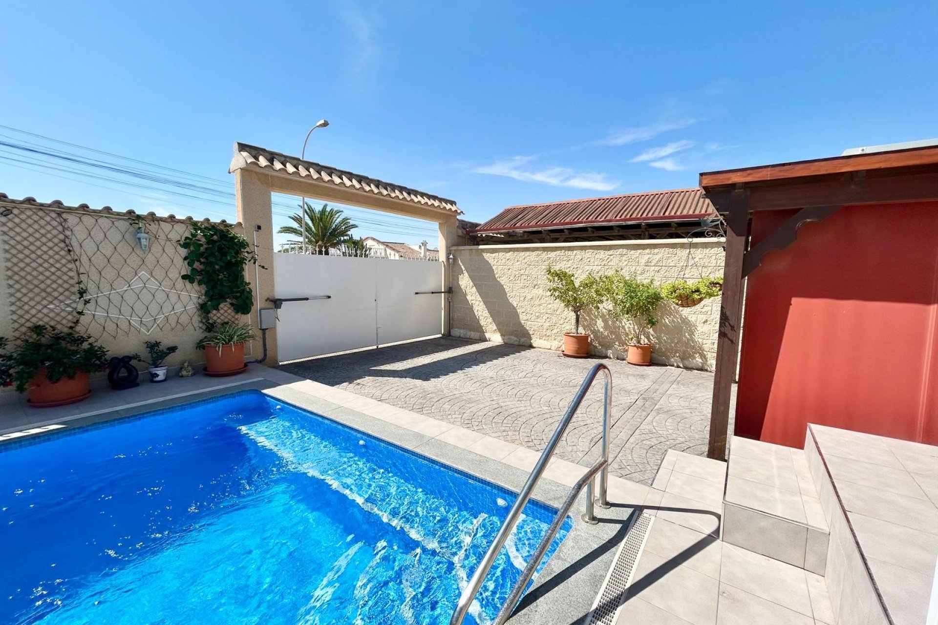 Revente - Villa -
Torrevieja - La Siesta