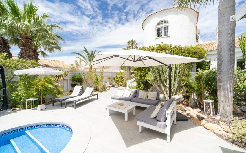 Revente - Villa -
Torrevieja - La Siesta