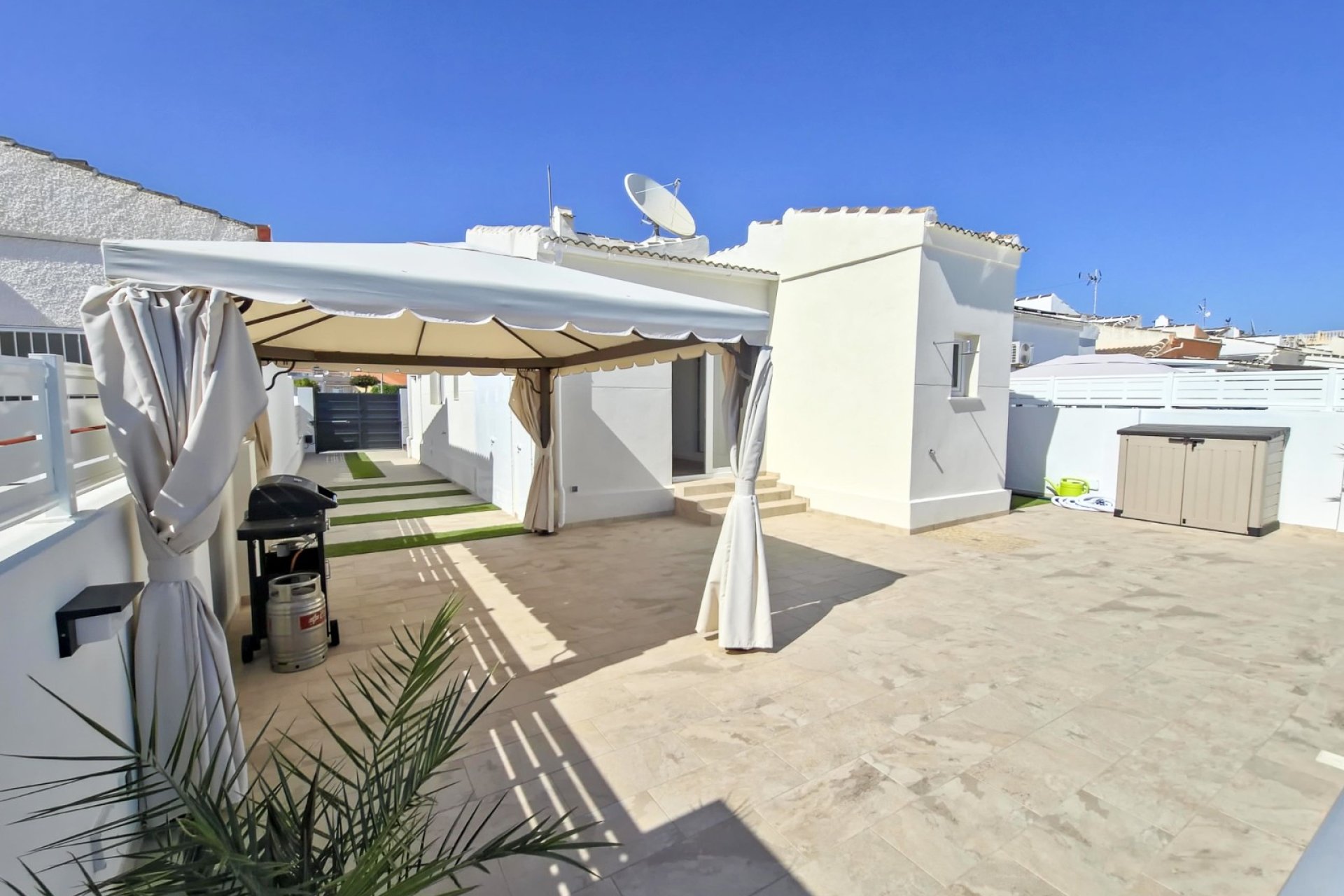 Revente - Villa -
Torrevieja - La Siesta