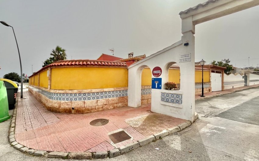 Revente - Villa -
Torrevieja - Los Balcones - Los Altos del Edén