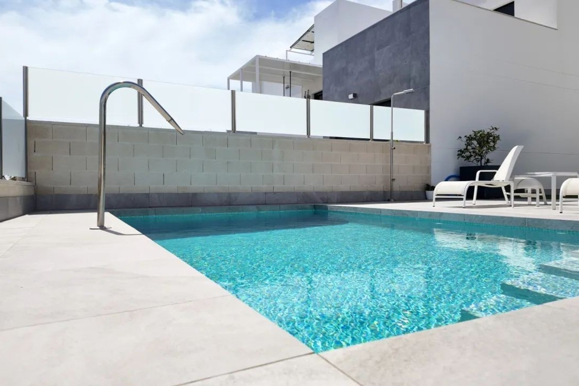 Revente - Villa -
Torrevieja - Los Balcones
