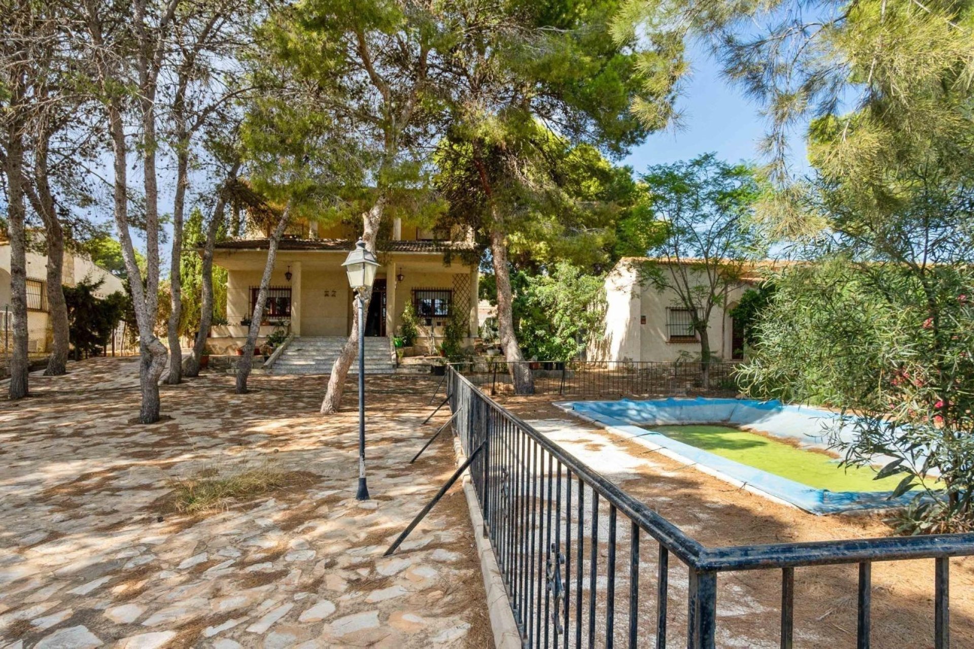 Revente - Villa -
Torrevieja - Los Balcones