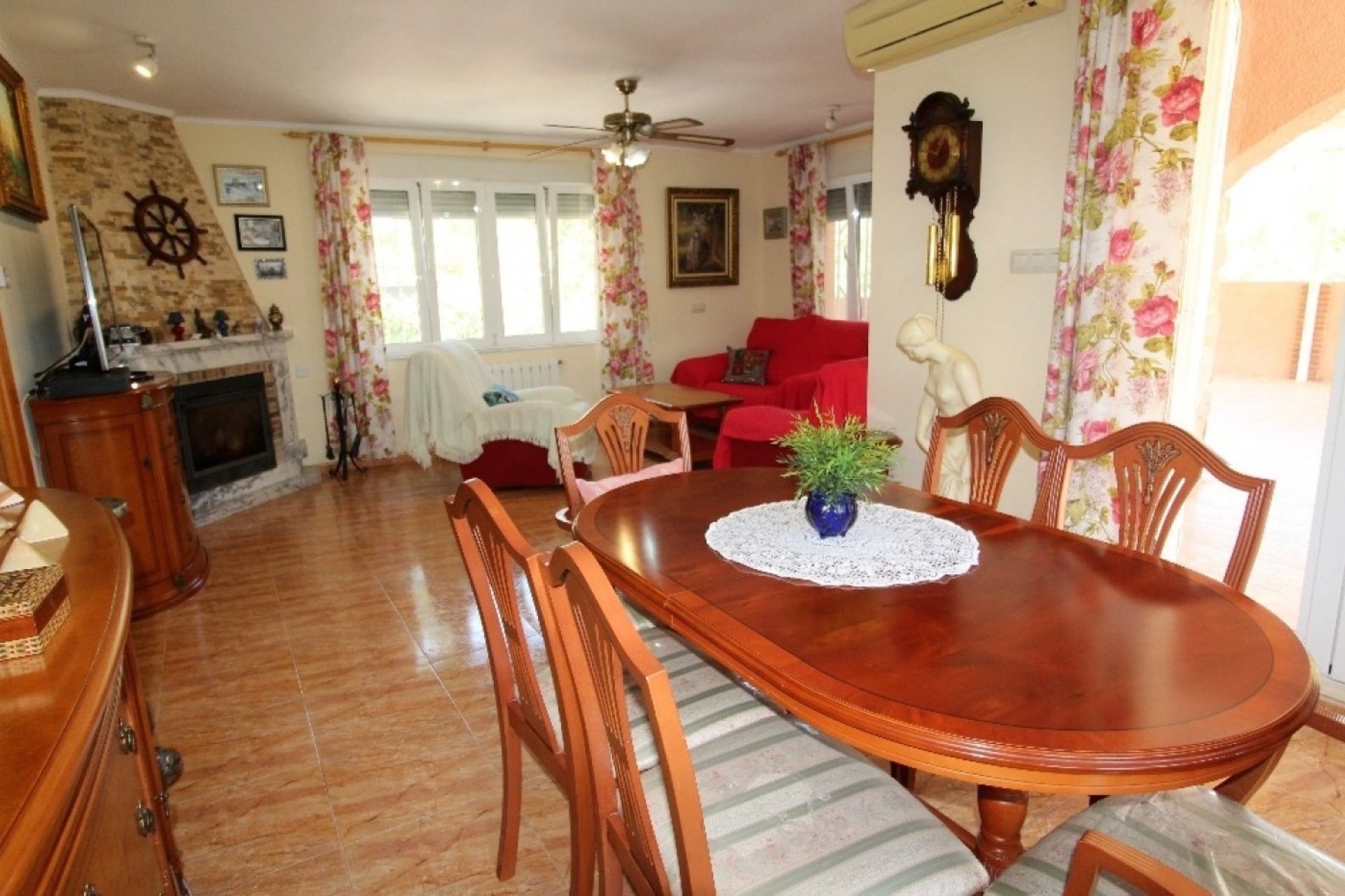 Revente - Villa -
Torrevieja - Los Balcones