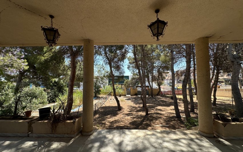 Revente - Villa -
Torrevieja - Los Balcones