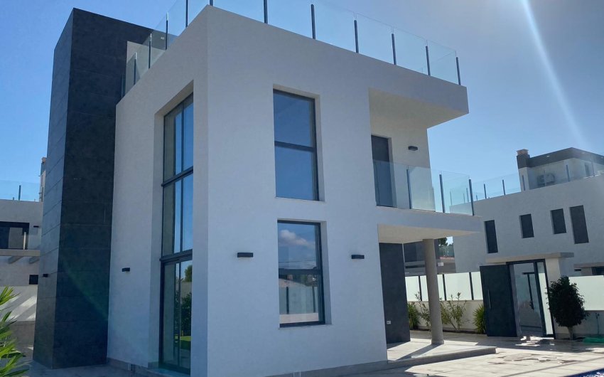 Revente - Villa -
Torrevieja - Los Balcones