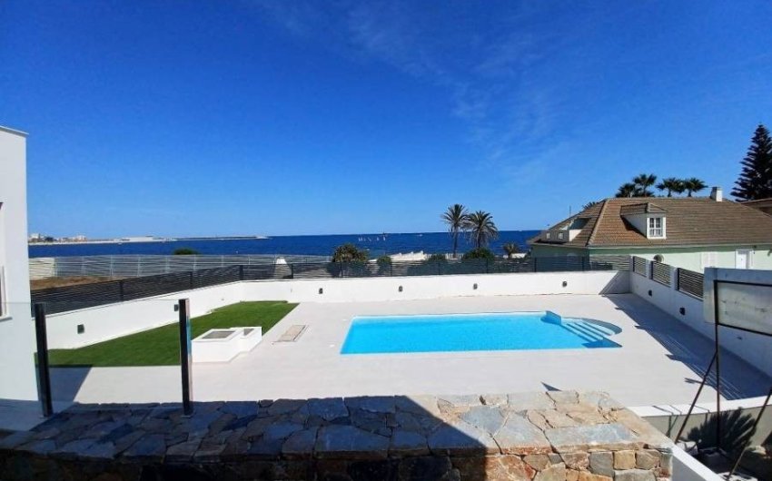 Revente - Villa -
Torrevieja - Los Balcones