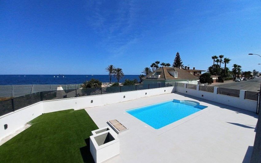 Revente - Villa -
Torrevieja - Los Balcones