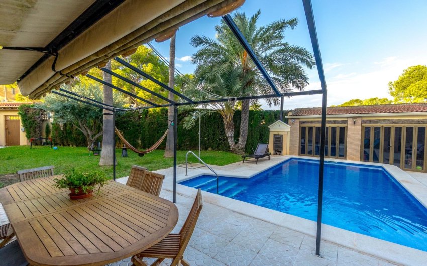 Revente - Villa -
Torrevieja - Los Balcones