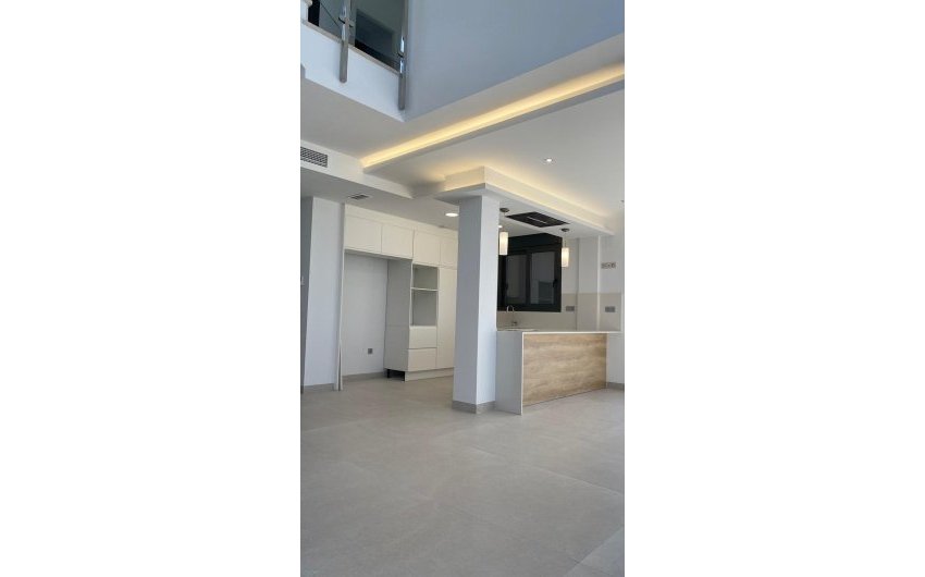 Revente - Villa -
Torrevieja - Los Balcones